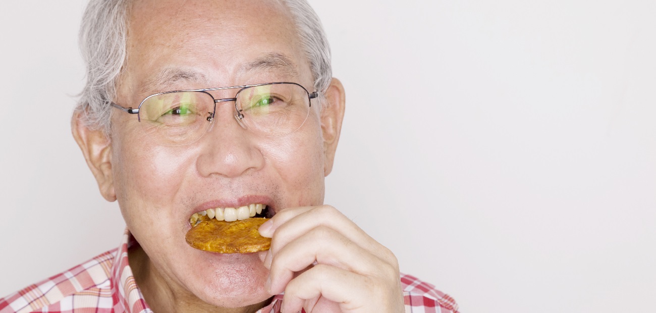 硬いものを気にせず食べたい